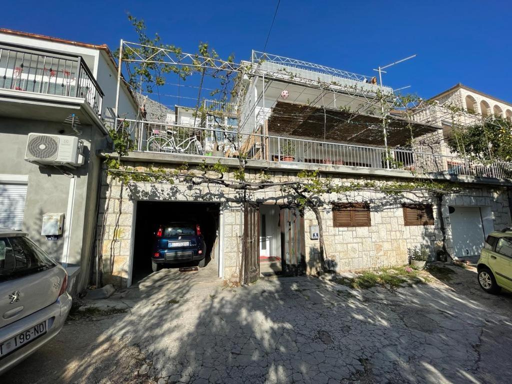 Apartment Mlija Омиш Экстерьер фото