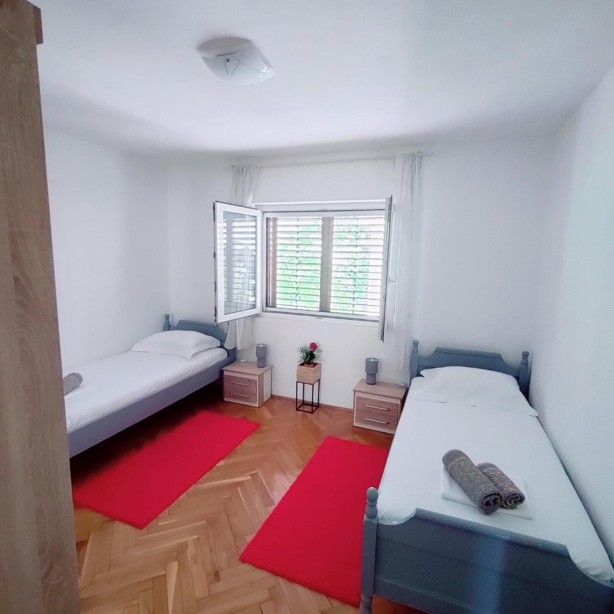 Apartment Mlija Омиш Экстерьер фото
